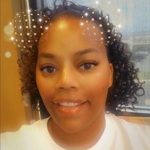 Meet your Posher, Tisha